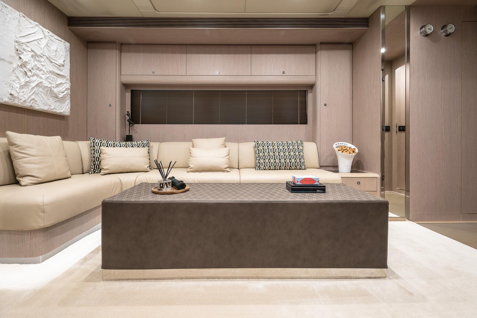 2013 RIVA 63' VIRTUS 